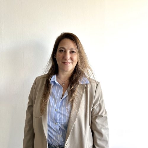 2- Victoria Testa-min